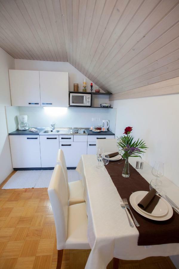 Apartments Special Μπλεντ Εξωτερικό φωτογραφία